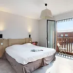 Odalys Terra Gaia מלון דירות 4*