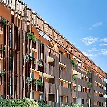 Aparthotel Odalys Terra Gaia 4*