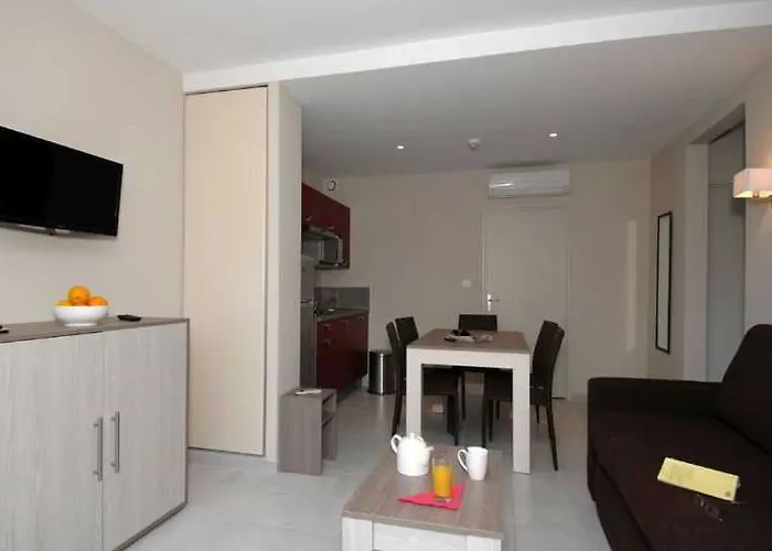 Odalys Terra Gaia 아파트호텔 4*