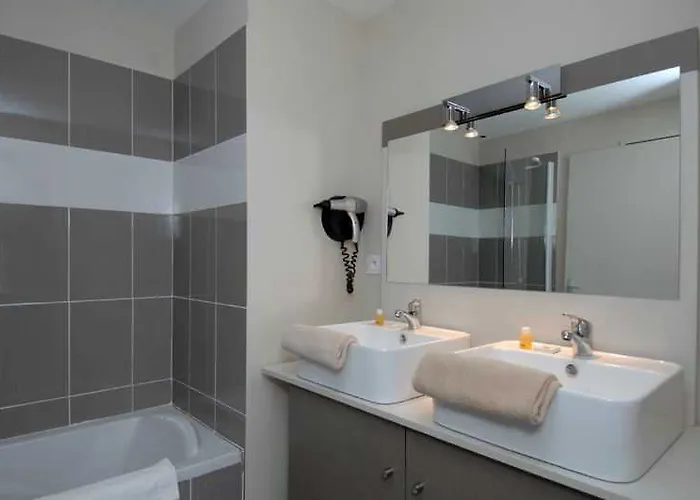 Odalys Terra Gaia 아파트호텔 세테